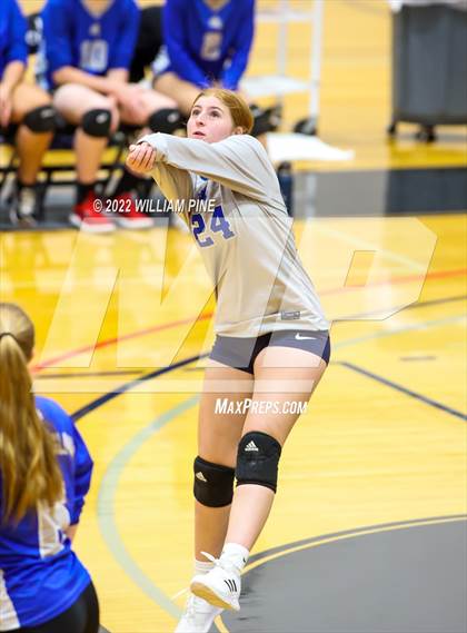 Thumbnail 1 in Mount Academy vs. Shelter Island (NYSPHSAA Class D Regional Semifinal) photogallery.