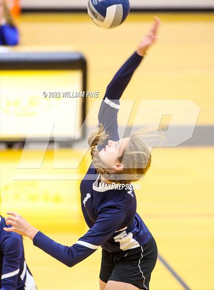 Thumbnail 1 in Mount Academy vs. Shelter Island (NYSPHSAA Class D Regional Semifinal) photogallery.