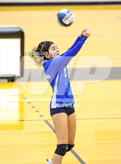 Thumbnail 2 in Mount Academy vs. Shelter Island (NYSPHSAA Class D Regional Semifinal) photogallery.