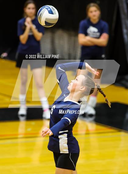 Thumbnail 2 in Mount Academy vs. Shelter Island (NYSPHSAA Class D Regional Semifinal) photogallery.