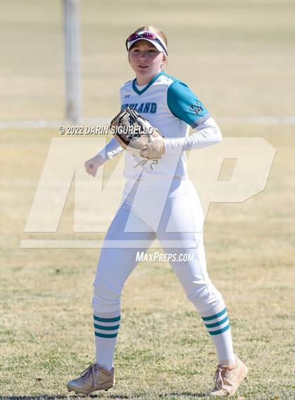 Thumbnail 2 in Highland vs. Apache Junction (Dobson/Westwood Invitational) photogallery.