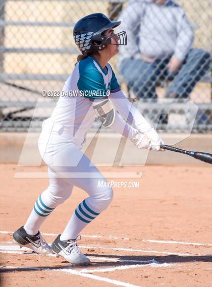 Thumbnail 3 in Highland vs. Apache Junction (Dobson/Westwood Invitational) photogallery.