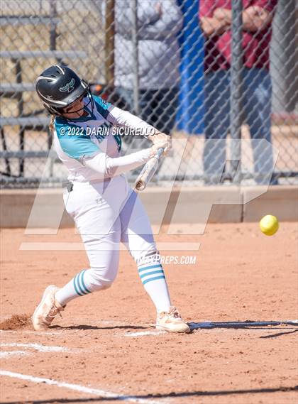 Thumbnail 3 in Highland vs. Apache Junction (Dobson/Westwood Invitational) photogallery.