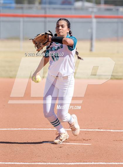 Thumbnail 3 in Highland vs. Apache Junction (Dobson/Westwood Invitational) photogallery.