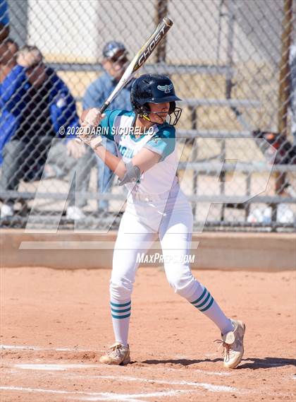 Thumbnail 1 in Highland vs. Apache Junction (Dobson/Westwood Invitational) photogallery.