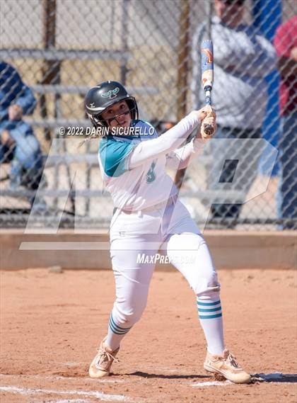 Thumbnail 2 in Highland vs. Apache Junction (Dobson/Westwood Invitational) photogallery.