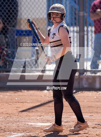 Thumbnail 3 in Highland vs. Apache Junction (Dobson/Westwood Invitational) photogallery.