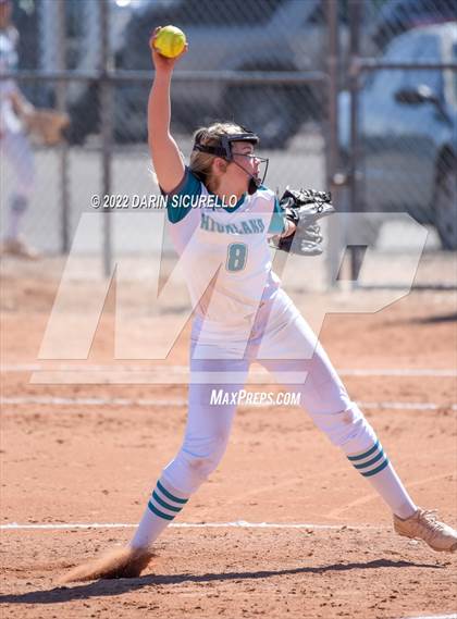 Thumbnail 2 in Highland vs. Apache Junction (Dobson/Westwood Invitational) photogallery.