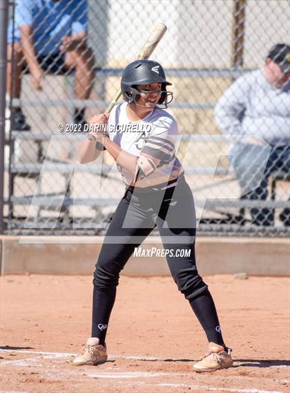 Thumbnail 3 in Highland vs. Apache Junction (Dobson/Westwood Invitational) photogallery.