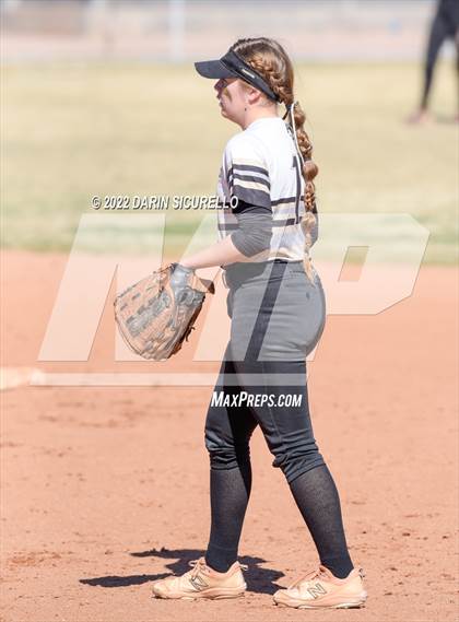 Thumbnail 2 in Highland vs. Apache Junction (Dobson/Westwood Invitational) photogallery.