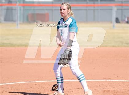 Thumbnail 3 in Highland vs. Apache Junction (Dobson/Westwood Invitational) photogallery.