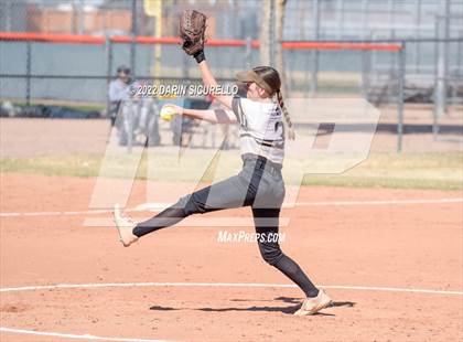 Thumbnail 1 in Highland vs. Apache Junction (Dobson/Westwood Invitational) photogallery.