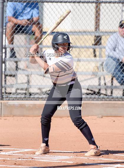 Thumbnail 2 in Highland vs. Apache Junction (Dobson/Westwood Invitational) photogallery.