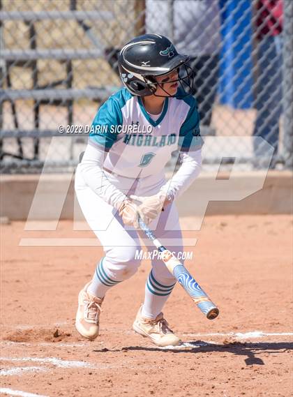 Thumbnail 1 in Highland vs. Apache Junction (Dobson/Westwood Invitational) photogallery.
