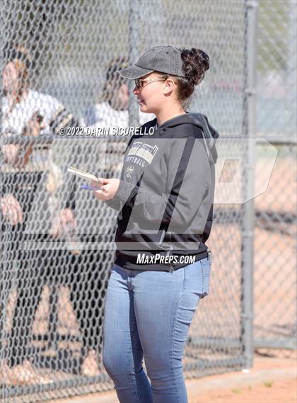 Thumbnail 3 in Highland vs. Apache Junction (Dobson/Westwood Invitational) photogallery.