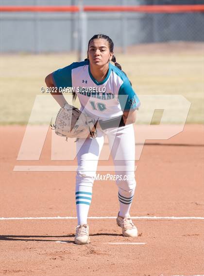 Thumbnail 3 in Highland vs. Apache Junction (Dobson/Westwood Invitational) photogallery.