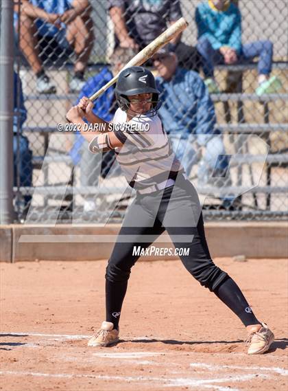 Thumbnail 1 in Highland vs. Apache Junction (Dobson/Westwood Invitational) photogallery.
