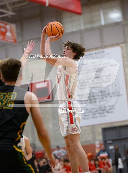 Thumbnail 1 in Mira Costa vs. Mater Dei (CIF SS Division 1 Semifinal) photogallery.