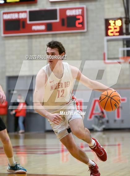 Thumbnail 2 in Mira Costa vs. Mater Dei (CIF SS Division 1 Semifinal) photogallery.