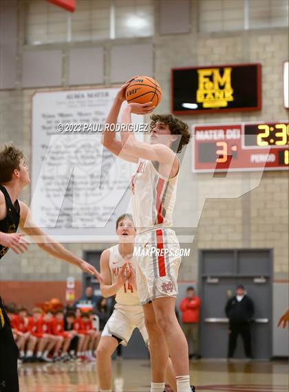 Thumbnail 3 in Mira Costa vs. Mater Dei (CIF SS Division 1 Semifinal) photogallery.