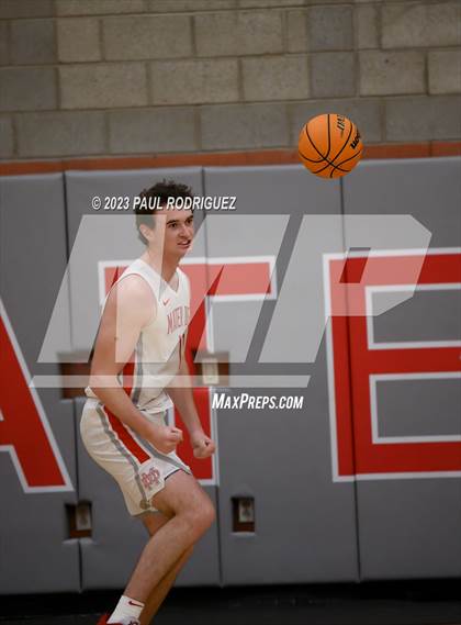 Thumbnail 3 in Mira Costa vs. Mater Dei (CIF SS Division 1 Semifinal) photogallery.
