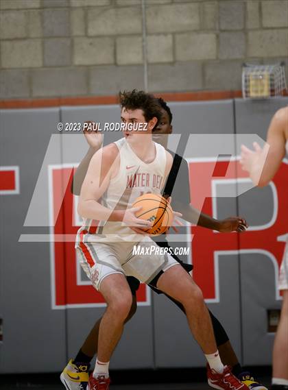 Thumbnail 1 in Mira Costa vs. Mater Dei (CIF SS Division 1 Semifinal) photogallery.