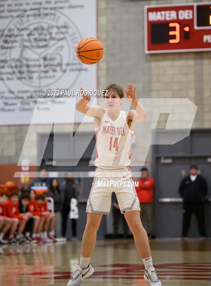 Thumbnail 2 in Mira Costa vs. Mater Dei (CIF SS Division 1 Semifinal) photogallery.