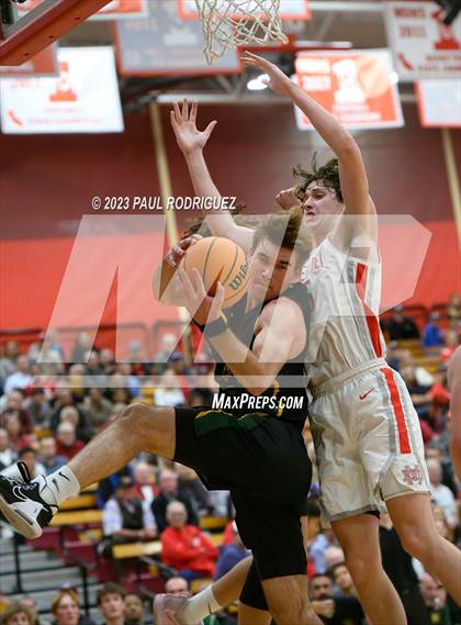 Thumbnail 2 in Mira Costa vs. Mater Dei (CIF SS Division 1 Semifinal) photogallery.