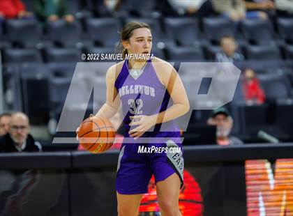 Thumbnail 1 in Bellevue East vs. Gretna photogallery.