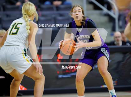 Thumbnail 2 in Bellevue East vs. Gretna photogallery.
