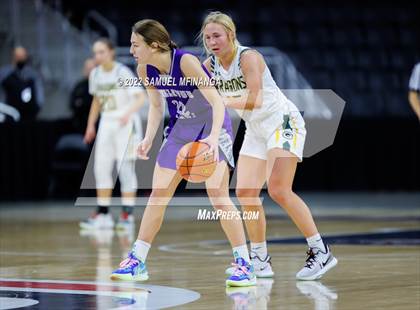 Thumbnail 3 in Bellevue East vs. Gretna photogallery.