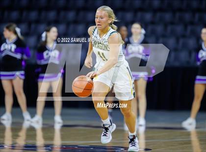 Thumbnail 1 in Bellevue East vs. Gretna photogallery.