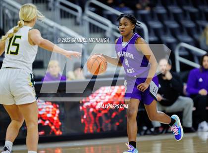Thumbnail 2 in Bellevue East vs. Gretna photogallery.