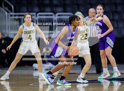 Thumbnail 3 in Bellevue East vs. Gretna photogallery.