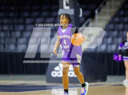 Thumbnail 1 in Bellevue East vs. Gretna photogallery.