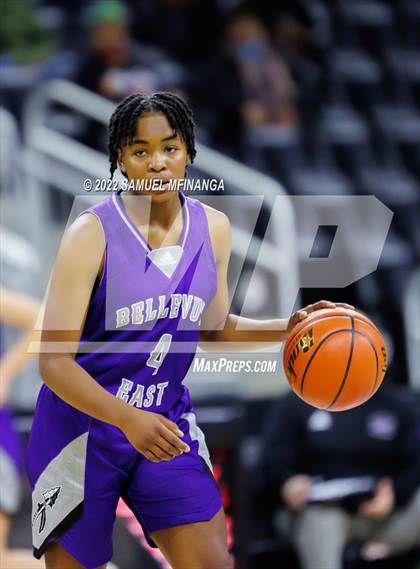 Thumbnail 3 in Bellevue East vs. Gretna photogallery.