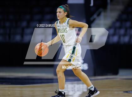 Thumbnail 3 in Bellevue East vs. Gretna photogallery.