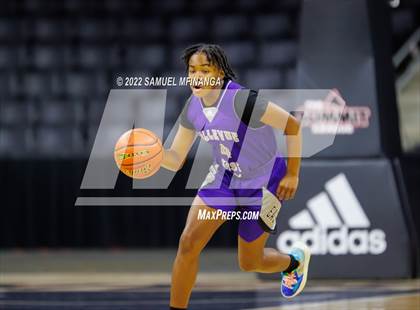 Thumbnail 2 in Bellevue East vs. Gretna photogallery.