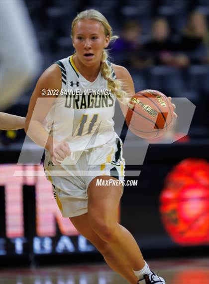 Thumbnail 3 in Bellevue East vs. Gretna photogallery.