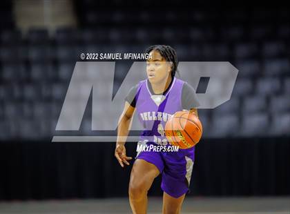 Thumbnail 1 in Bellevue East vs. Gretna photogallery.