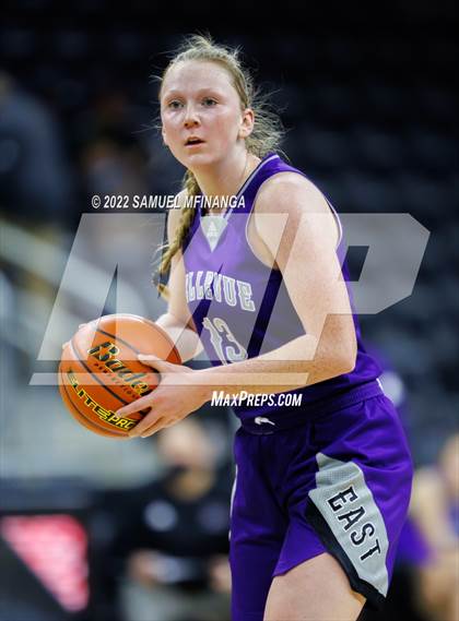 Thumbnail 1 in Bellevue East vs. Gretna photogallery.
