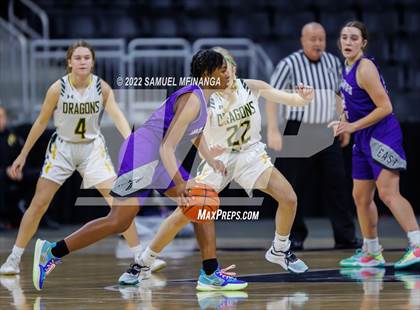 Thumbnail 2 in Bellevue East vs. Gretna photogallery.