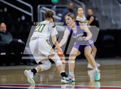 Thumbnail 2 in Bellevue East vs. Gretna photogallery.