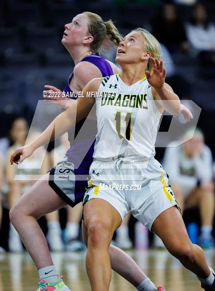 Thumbnail 2 in Bellevue East vs. Gretna photogallery.