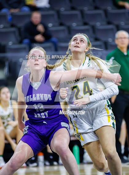 Thumbnail 1 in Bellevue East vs. Gretna photogallery.
