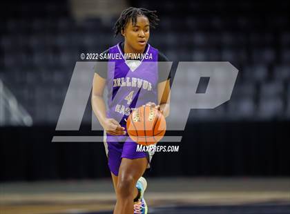 Thumbnail 2 in Bellevue East vs. Gretna photogallery.
