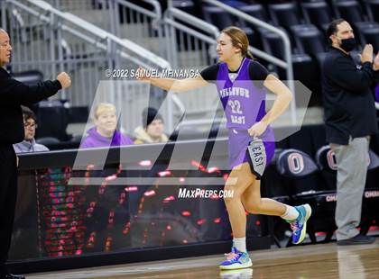 Thumbnail 1 in Bellevue East vs. Gretna photogallery.