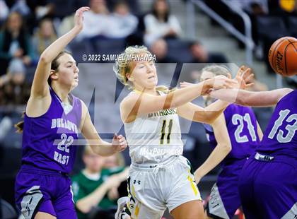 Thumbnail 3 in Bellevue East vs. Gretna photogallery.