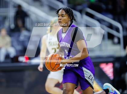 Thumbnail 3 in Bellevue East vs. Gretna photogallery.