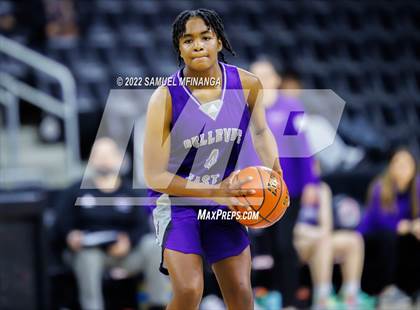 Thumbnail 3 in Bellevue East vs. Gretna photogallery.
